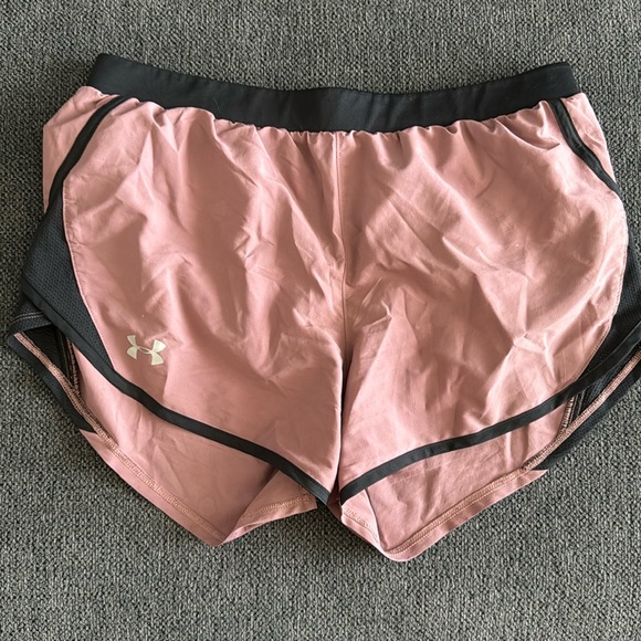 Mauve/black Under Armour athletic shorts - Picture 1 of 3